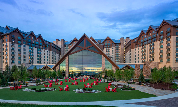 Gaylord Rockies Resort & Convention Center Outdoor Space