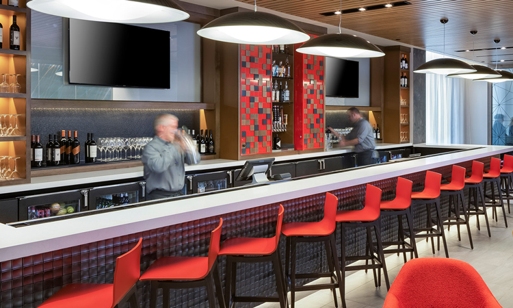 Hyatt Regency Bloomington - Minneapolis "Bar Urbana"