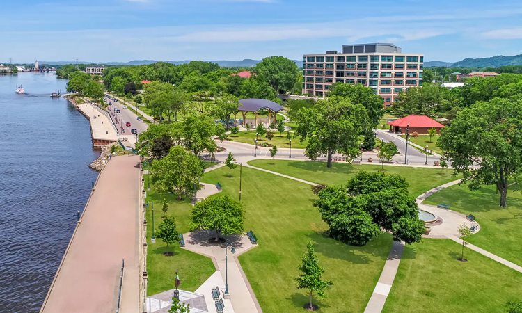 La Crosse Riverwalk