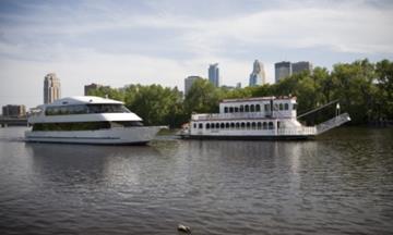 Paradise Charter Cruises | Minneapolis Queen